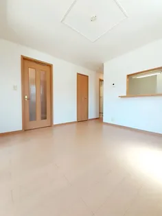 レジデンス・アクアⅡ【1階】の居間