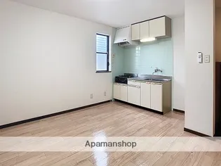 エリカントM【205号室】の居間