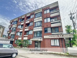 トワイライト泉が丘の画像