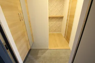 パルティールR【2階】の玄関