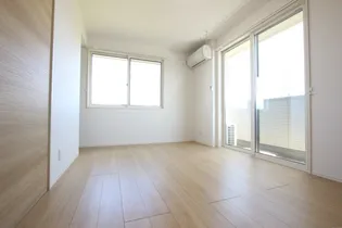 パルティールR【2階】の居間