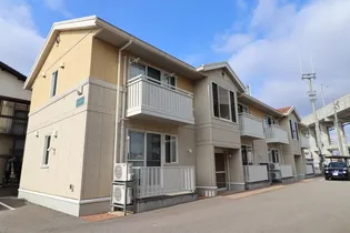 アーダ・レガーロ【2階】の外観