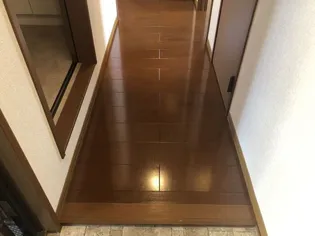 ベルリネッタⅡ【2階】の玄関