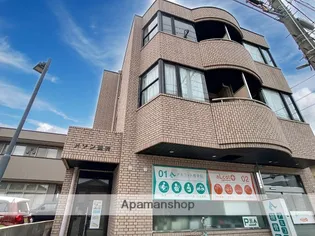 メゾン越村【202号室】の外観