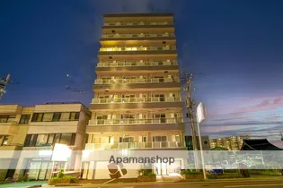 クルエボヌール本町【3階】の外観
