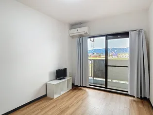 アルゼール辰口【311号室】の居間