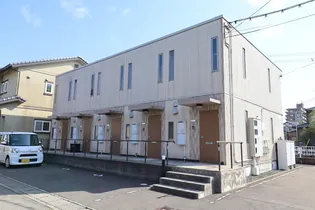 石川県加賀市大聖寺東町4丁目【テラスハウス】の外観