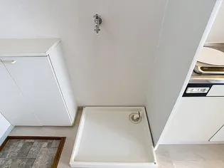 プレジール・クレスト【2階】の玄関