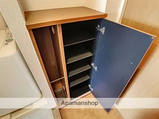 JRF フレシア金沢【411号室】の内装