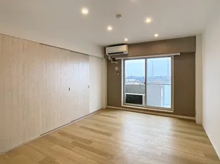 四季の街 ドゥ・モンターニュ虹【601号室】の居間