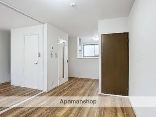 ポートハウス桂【103号室】の居間