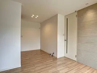 ニュアージュ【101号室】の居間