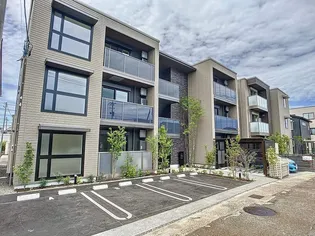 ニュアージュ【101号室】の外観