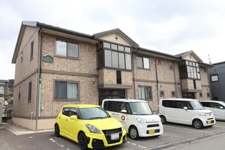 シャトー・モナムール【1階】の外観