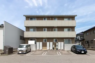 トロワ スール Bの画像