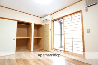 ロータス【105号室】の居間