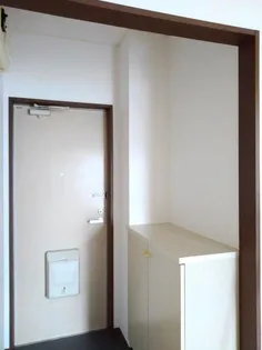 エンジェルシャトル【2階】の玄関