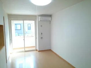 ヴィータ【1階】の居間