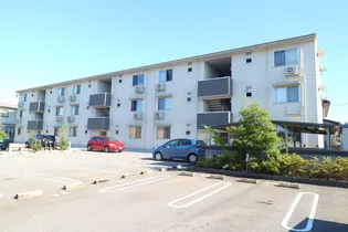 パルテール【2階】の外観