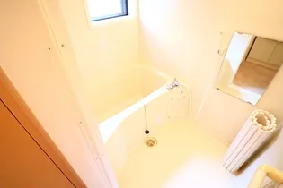 ヴィヴレ横川 B【1階】の風呂