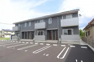 ヴェリテ【1階】の外観