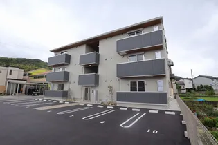 フォレスタⅢの画像