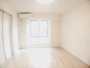 サントルⅡ【2階】の居間