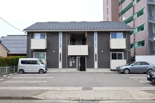 RECENTE SEIWA(レセンテ セイワ)【1階】の外観