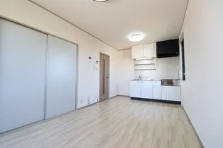 プリムローズ【2階】の居間