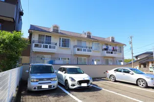 ドミール エキニシの画像