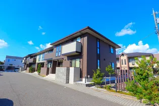 グランドソレイユ B【2階】の外観