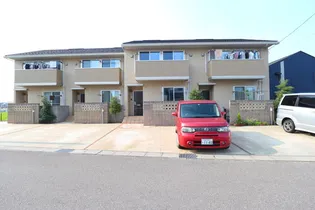 石川県野々市市徳用2丁目【テラスハウス】の外観