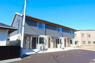 ナーシュドム割出【2階】の外観