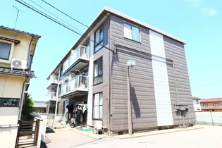 トリヴァンベール【1階】の外観