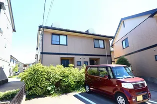 石川県金沢市鞍月4丁目【テラスハウス】の外観