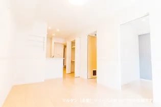 ヴィラアミング Ⅱ【1階】の居間