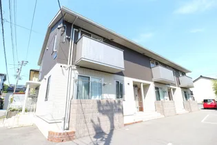 ガナール【1階】の外観