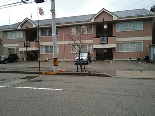 プラドール上荒屋の画像