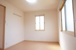 ヴィヴレ横川 B【103号室】の内装