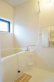 ヴィヴレ横川 B【103号室】の風呂