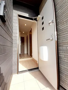 MT.GRANDE Ⅱ【1階】の玄関