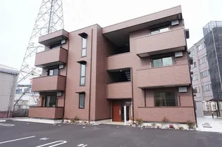 ロイヤルコート若宮【1階】の外観