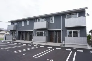 ヴェリテ【1階】の外観