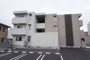 ラフィネ諸江の画像