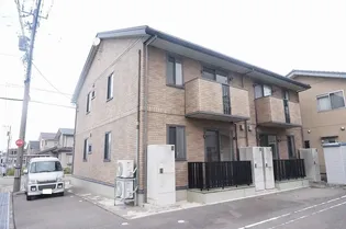 ルーエ N.N【1階】の外観