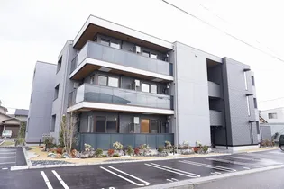 COEUR八日市(クールヨウカイチ)【1階】の外観