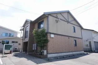 ムートン ウェスト B【1階】の外観