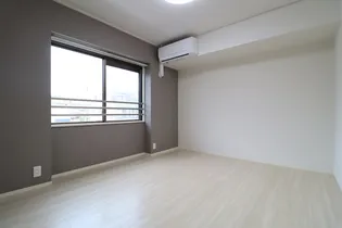 トリヴァンベール【2階】の内装