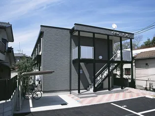 レオパレスラッキーハウス【2階】の外観