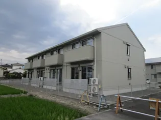 レ セーナB棟【101号室号室】の外観